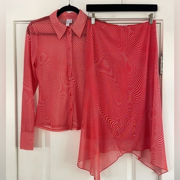 & Other Stories Dresses & Skirts - & Other Stories Mesh Skirt/Top Set in Red Wavy Print - XS/S